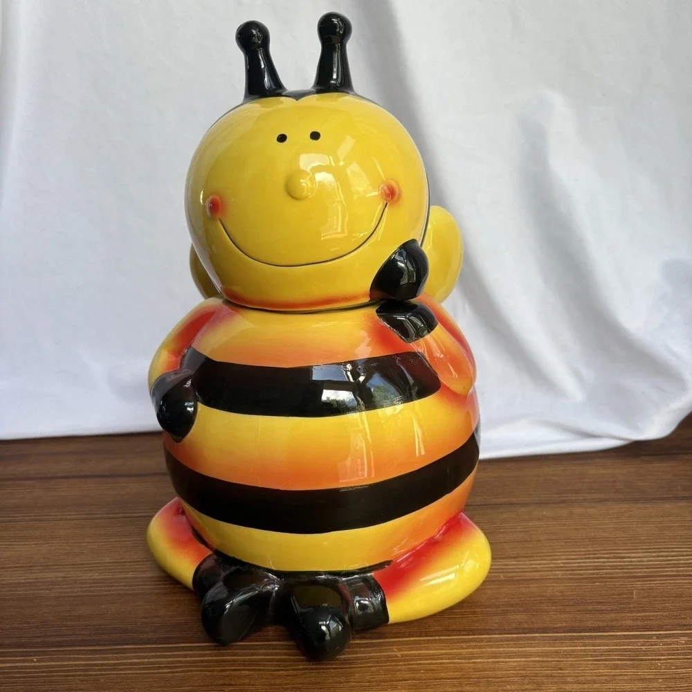 Cosmos Gifts Ceramic Honey Bee Cookie Jar Bumble Bee Kitchen Canister